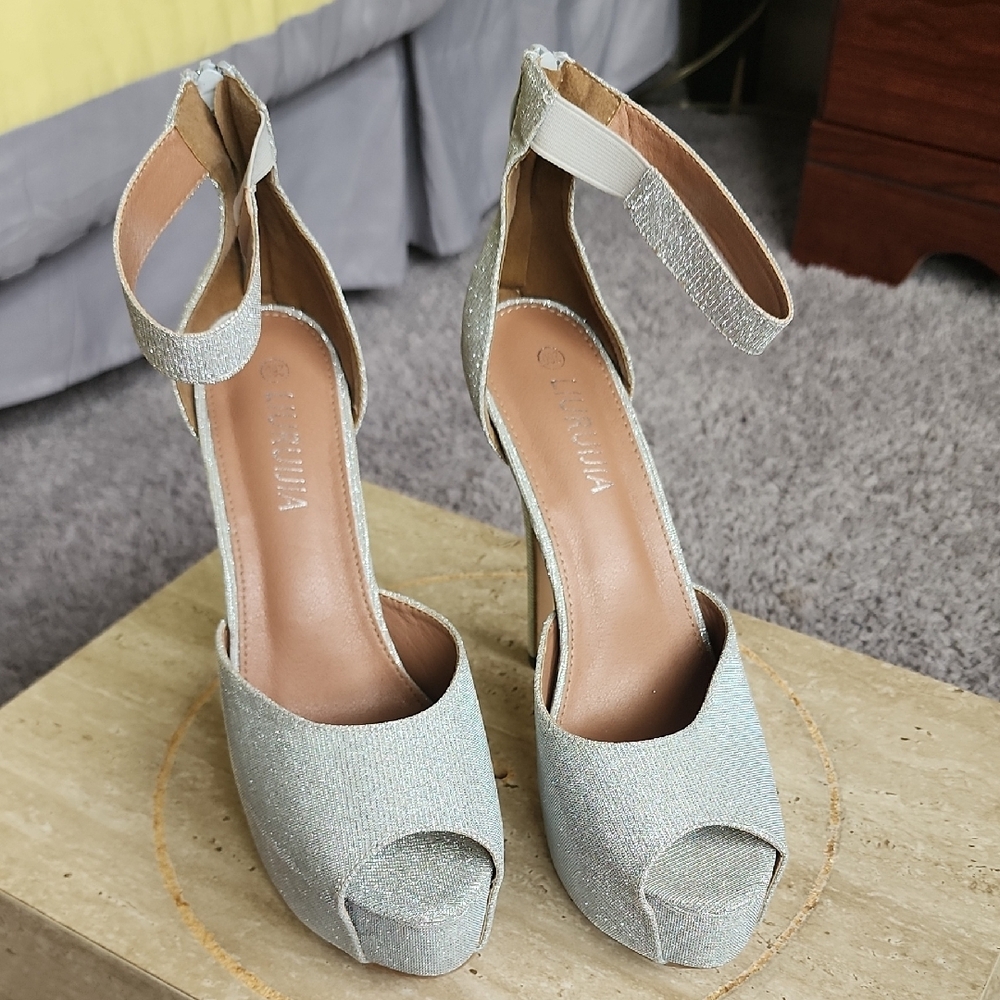 Elegant Silver Peep-Toe Heels